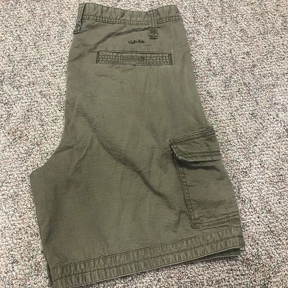 Cabela’s olive green cargo shorts size 38 - Picture 2 of 6